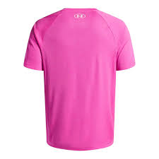 T-shirt under armour